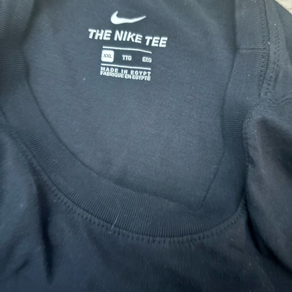 Nike XXL Black tee with Blue Camo writing Chest is 24, length is 28 - Picture 3 of 6